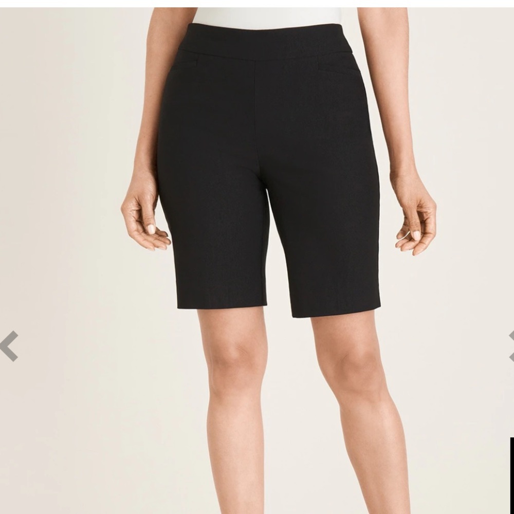 CHICOS BRIGITTE SLIMMING SHORTS - 10 INCH INSEAM